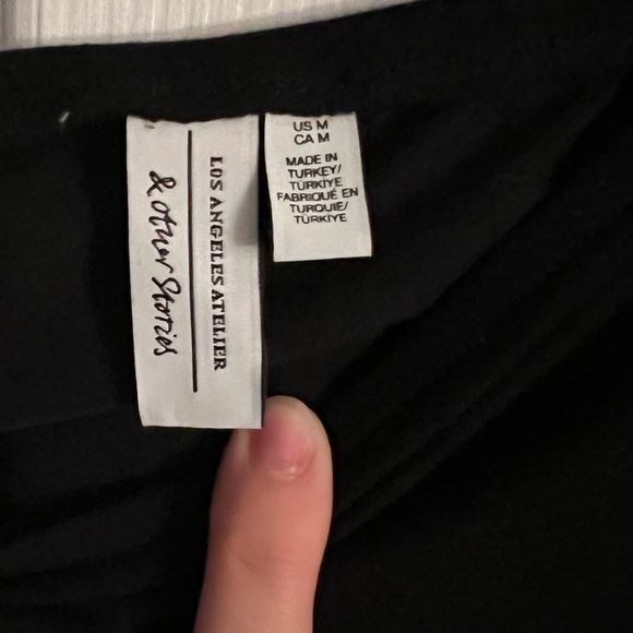 & Other Stories Black off the shoulder top Size Medium - Picture 3 of 3